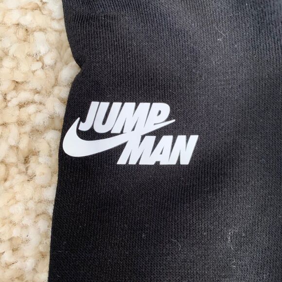 Nike Sweatshirt Air Jordan Jumpman Logo Boys Youth Size Large Black - Picture 6 of 6